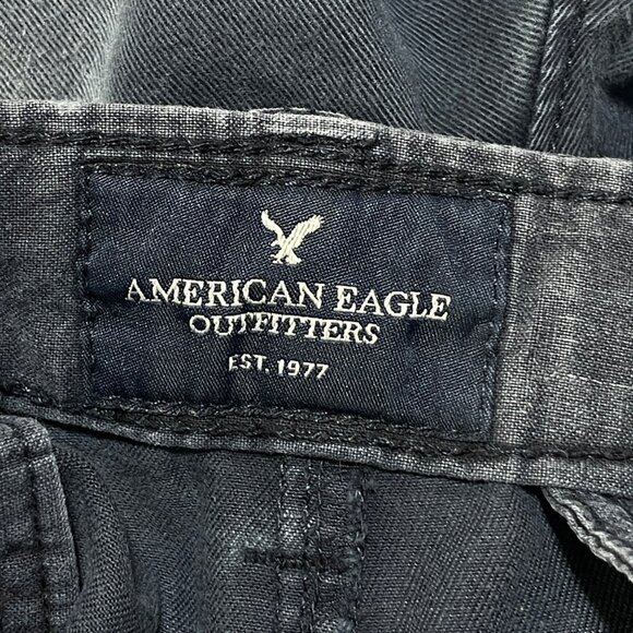 American Eagle Men's Shorts Classic Chino Navy Blue Size 31 - Picture 3 of 4